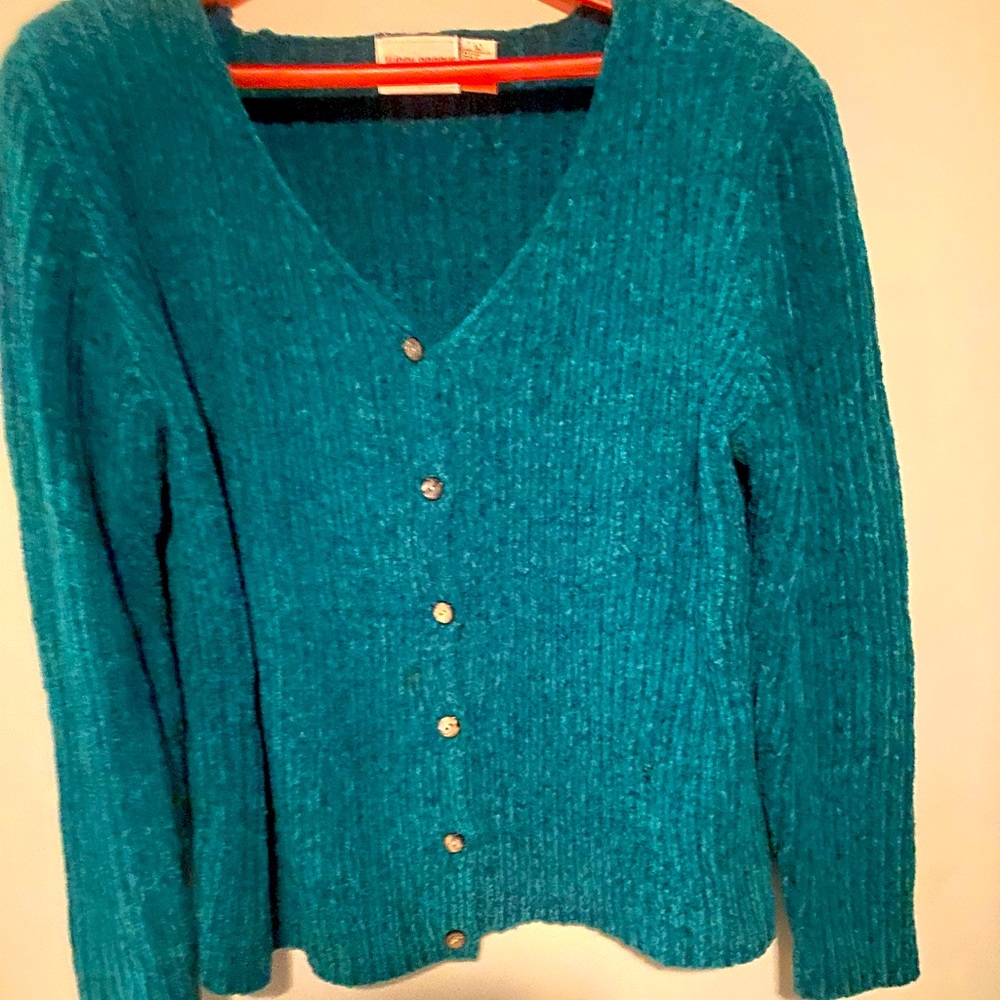 Vintage 90’s era green sweater